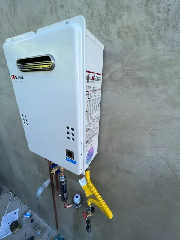 Tankless water heater installation for Bayshore Beautiful homes